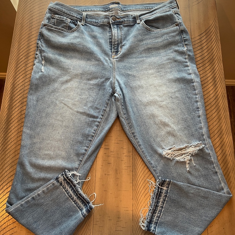 Old Navy Curvy Skinny Jeans